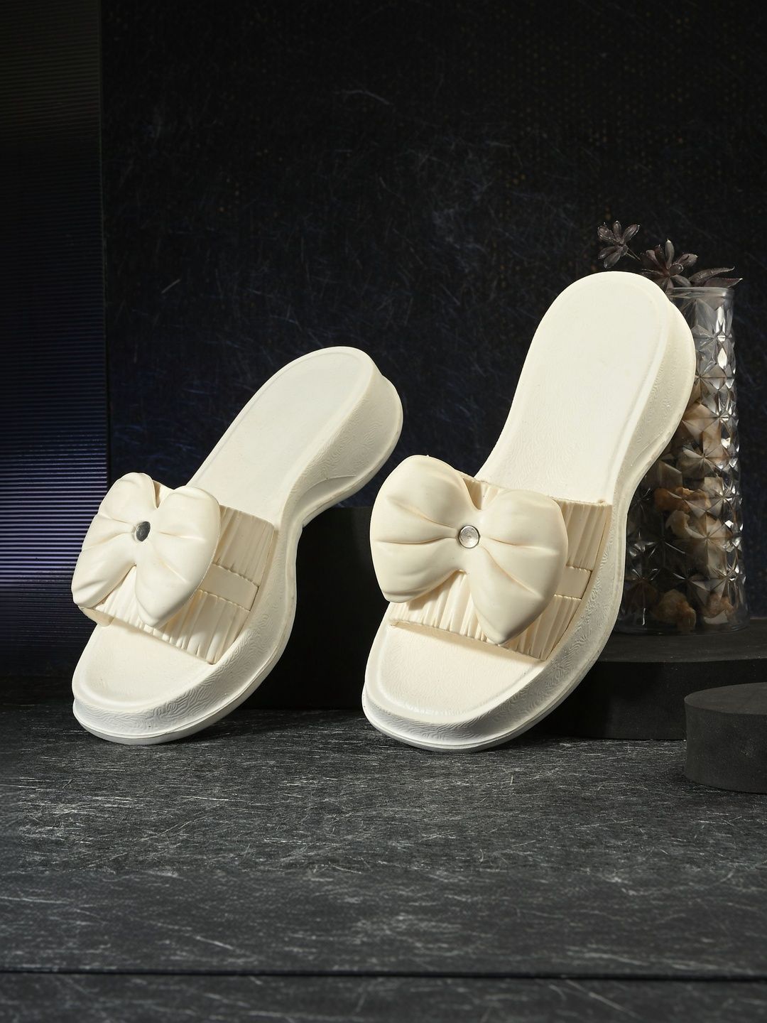 glitchez Textured Wedge Sandals with Bows-picture-41