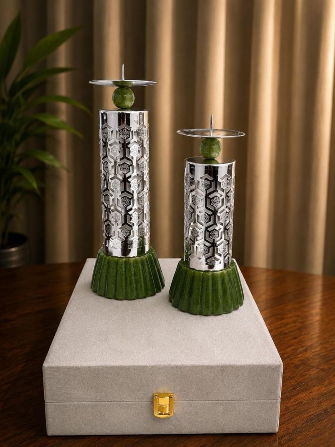 THE HOME CO. 2 Pieces Silver Plated Pillar Candle Holder with Premium Velvet Box-picture-37