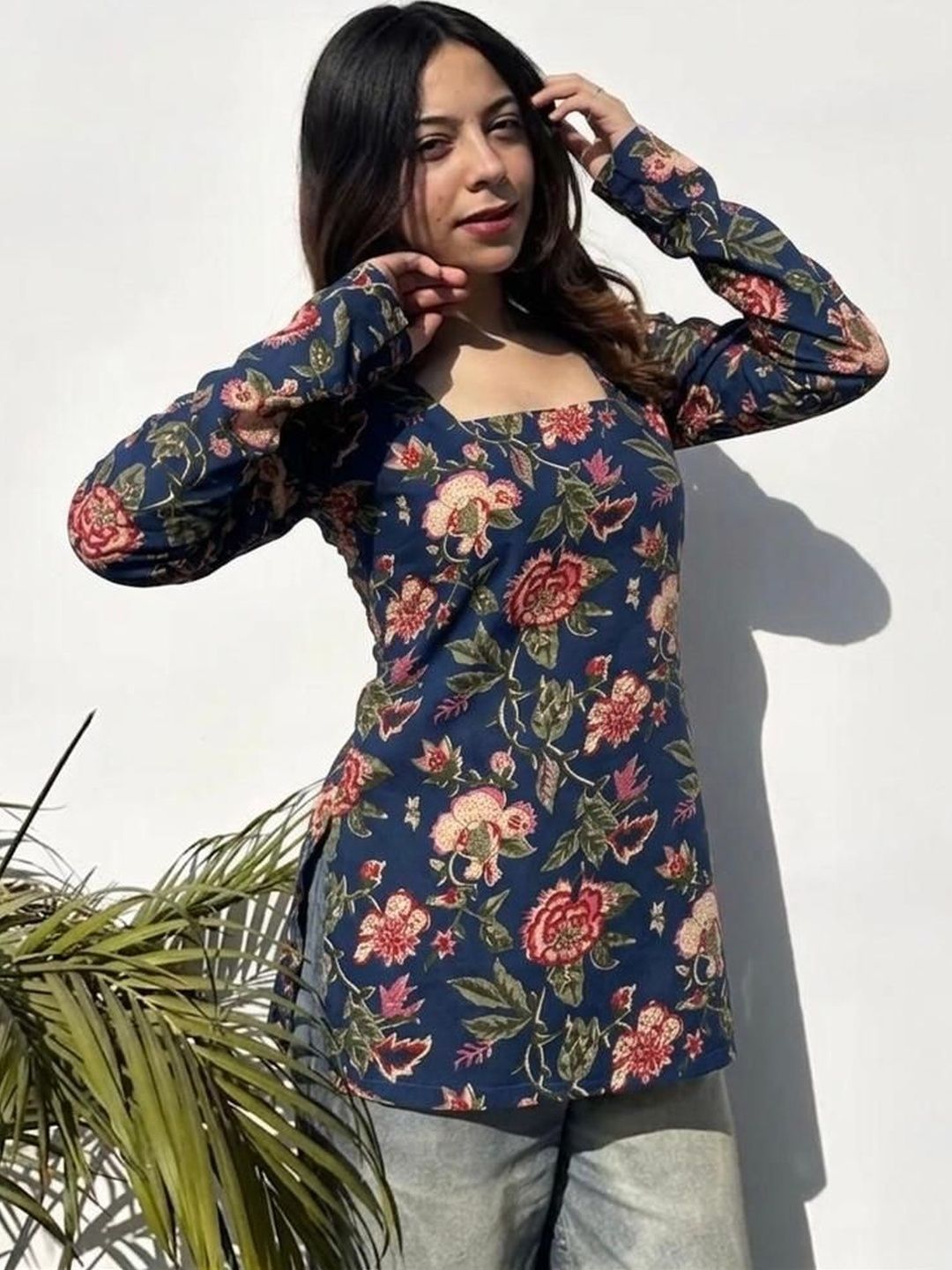 HERE&NOW Floral Printed Square Neck Kurti-picture-42