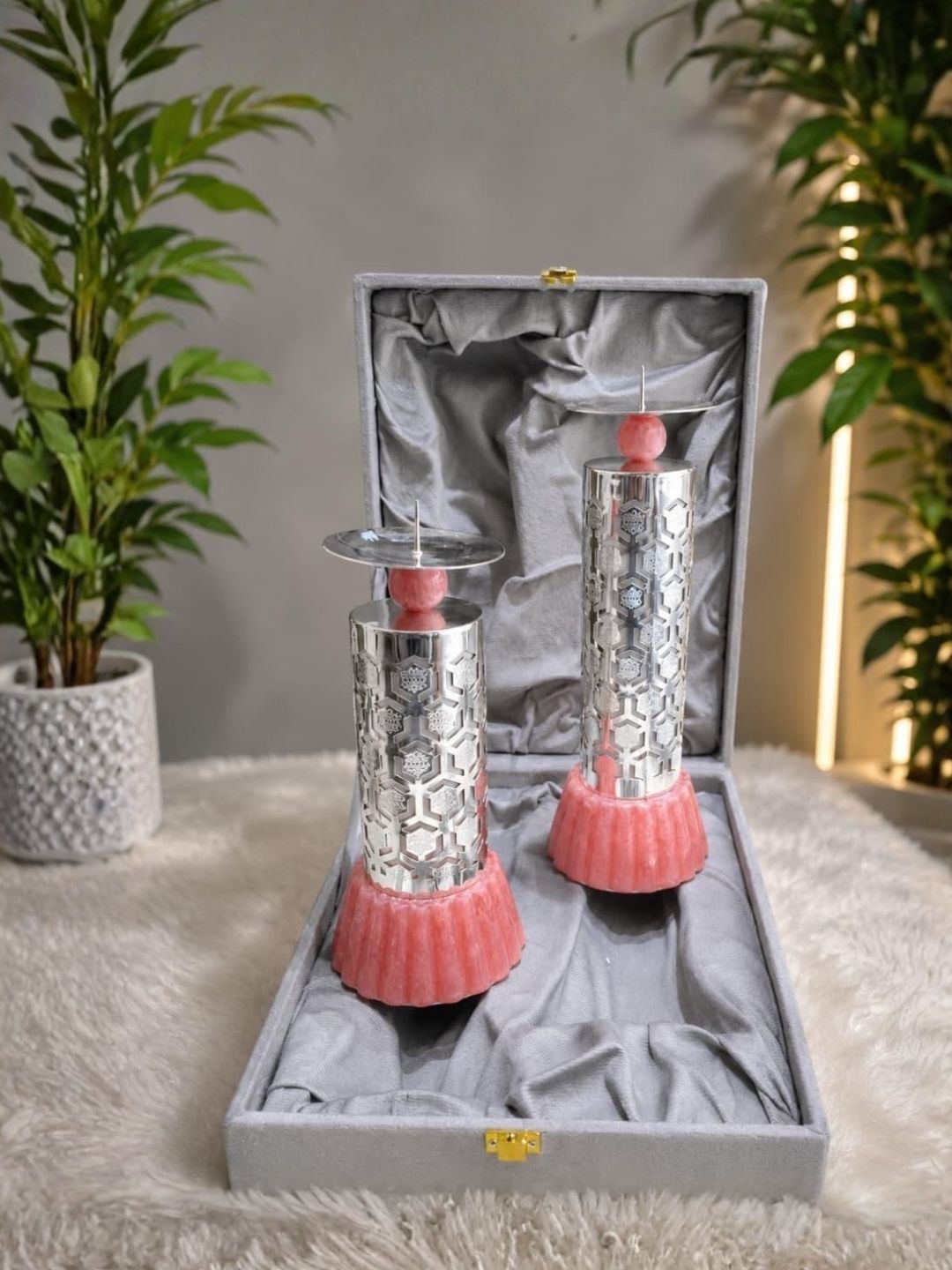 THE HOME CO. 2 Pieces Silver Plated Candle Holder Gift Set In Box-picture-39