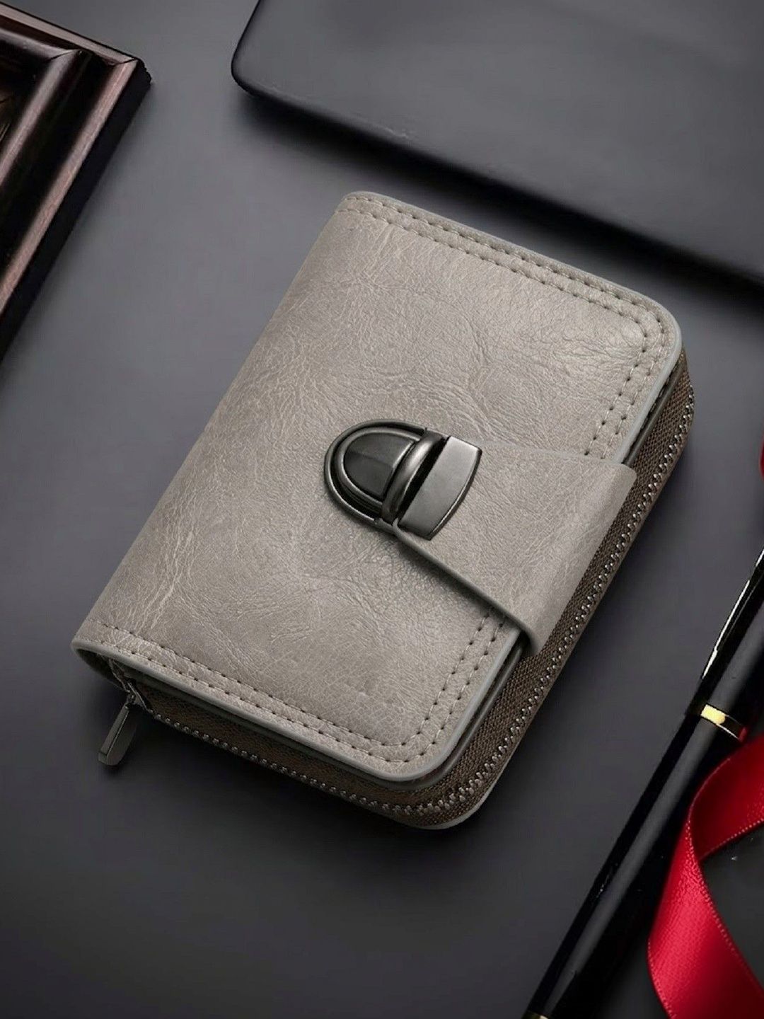 WATCHSTAR Men Textured Leather Two Fold Wallet-picture-30