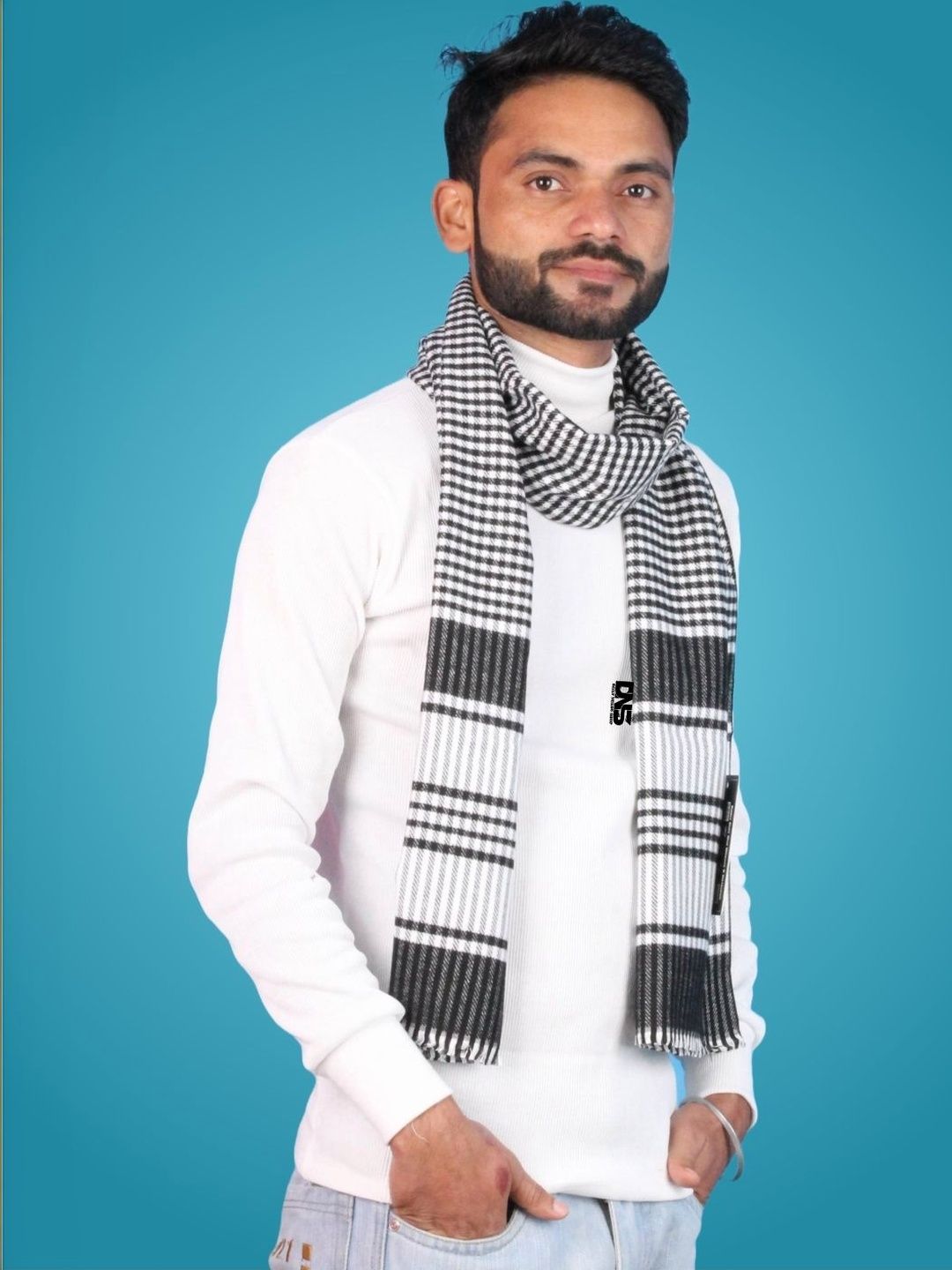 Daily Needs Shop Men Checked Merino Wool Mufflers-image-30