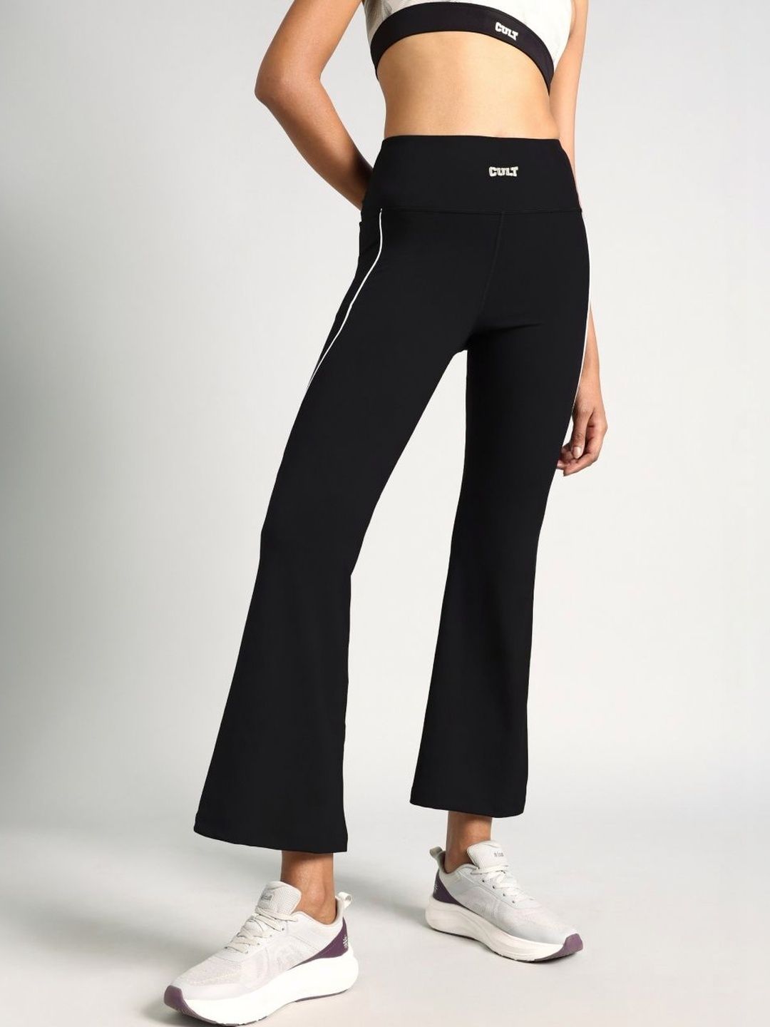 CULT Women Black Combat Training COMflex Training Flarepants-picture-52