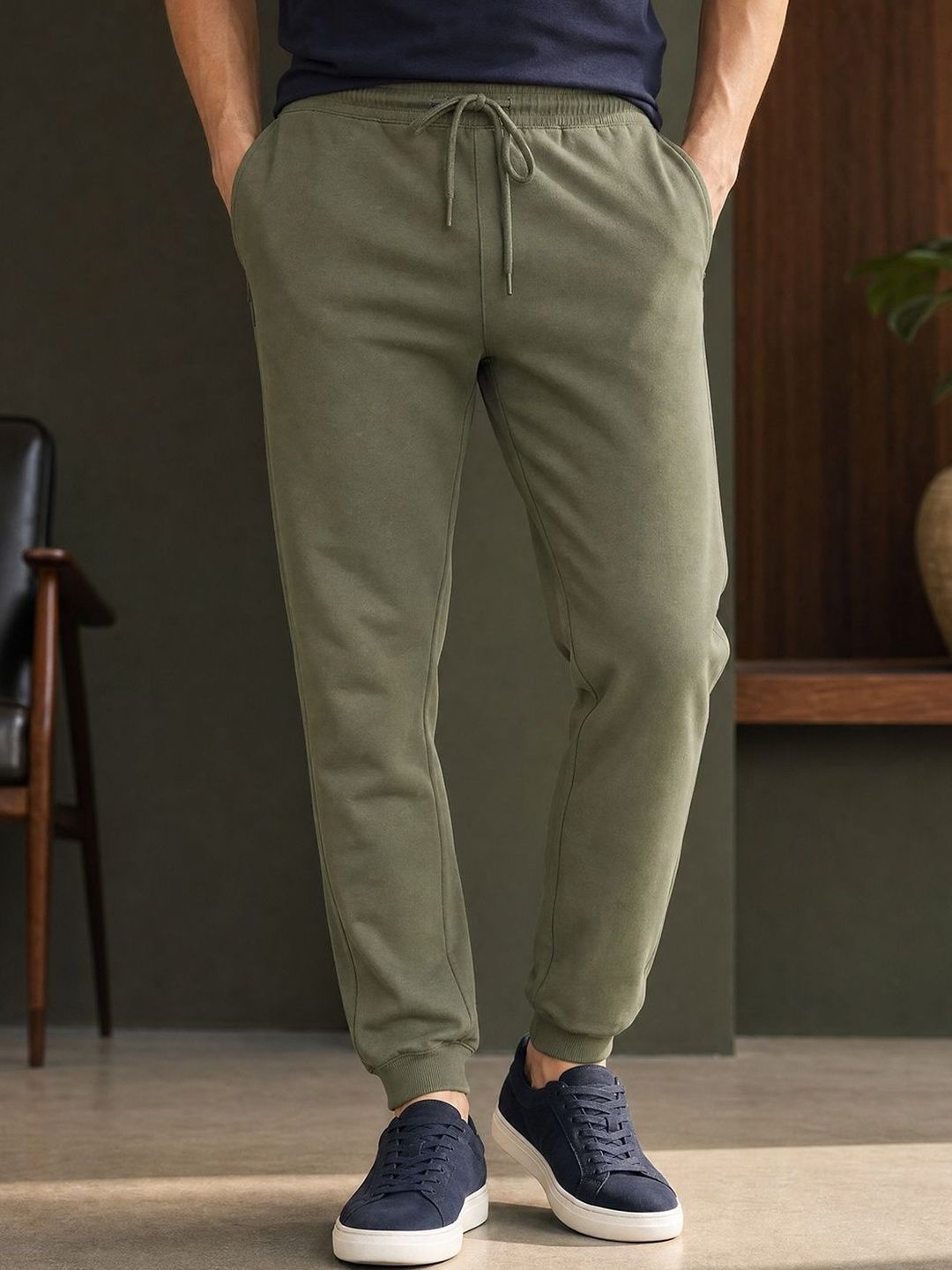 NOBERO Men Mid-Rise Cotton Joggers deal from myntra