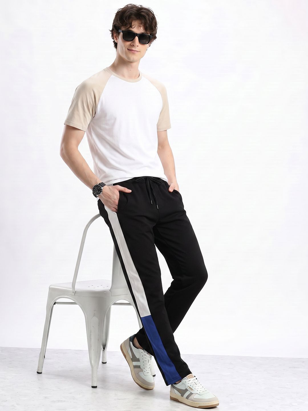 Aeropostale Men Regular Fit Colourblocked Track Pants-image-33
