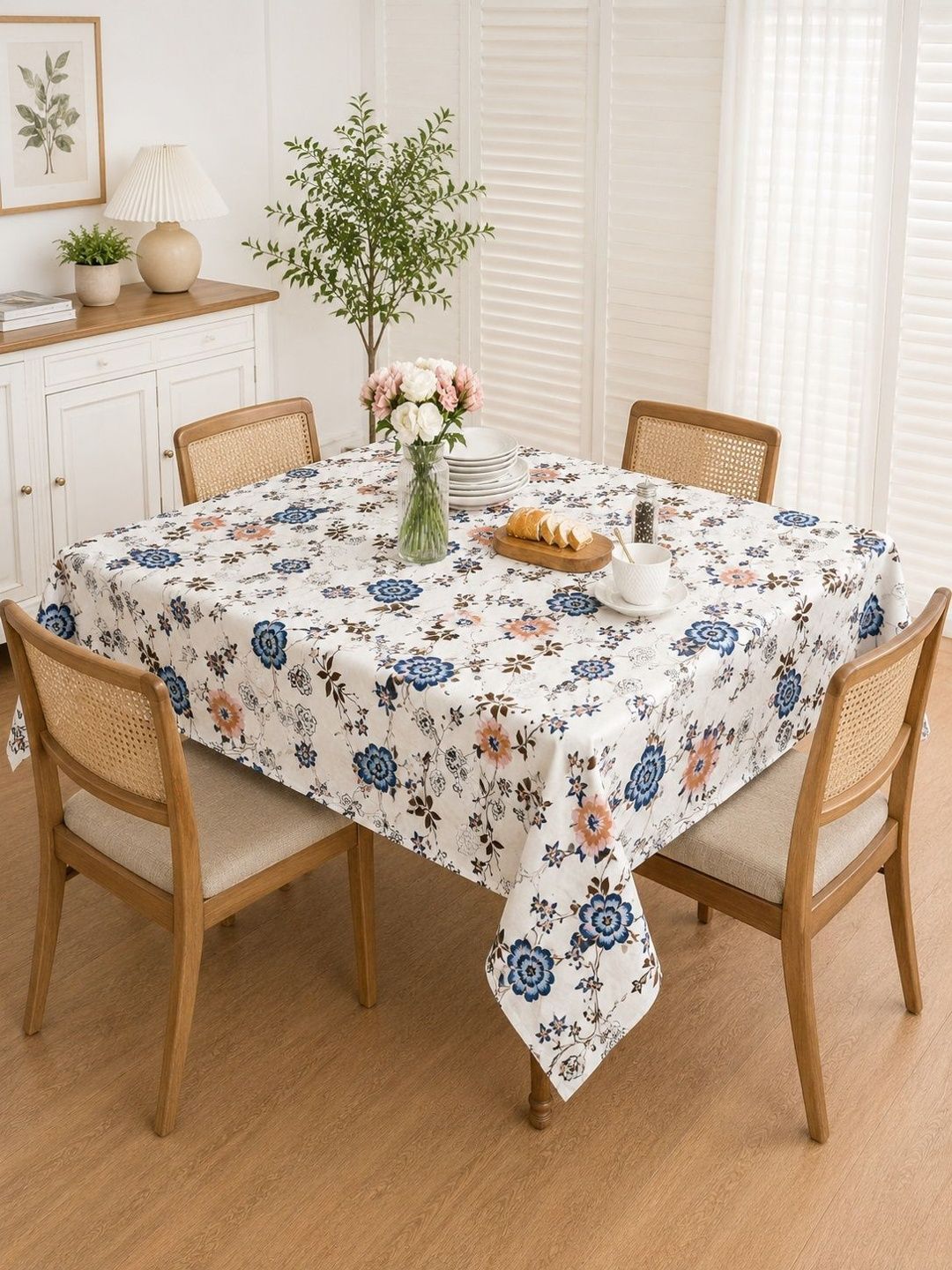 RRC White Set of 2 Floral 4-Seater Table Cover-image-32