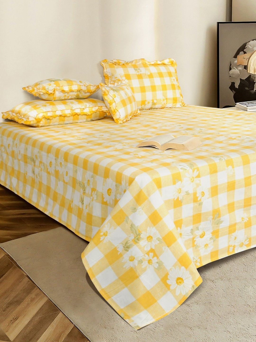Dhrohar Yellow & White Floral 120 TC King Bedsheet with 4 Pillow Covers-image-6
