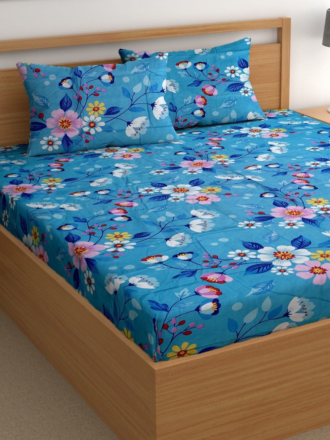Aura Blue Floral 210 TC Bedsheet with 2 Pillow Covers-picture-18