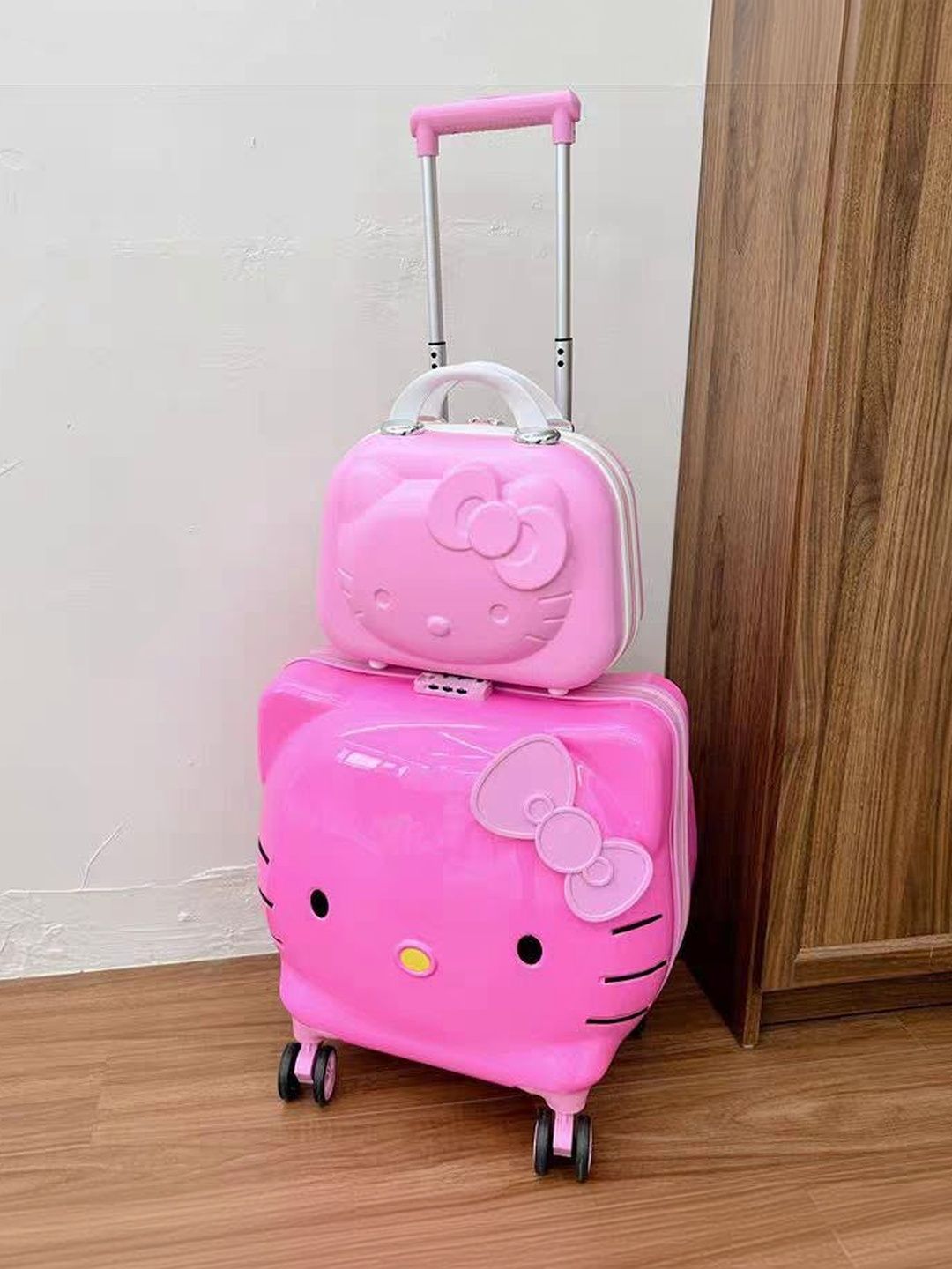 NAVRANGI Kids Pack Of 2 Hello Kitty Hard-Sided Cabin Suitcase-picture-42