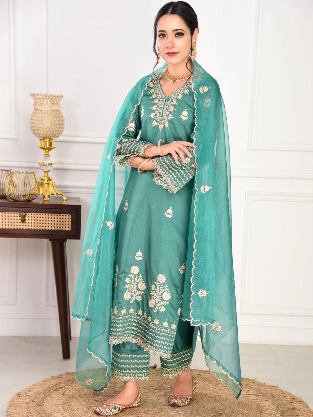 Royal Export Women Ethnic Motifs Embroidered Regular Thread Work Chanderi Silk Kurta with Trousers & With-picture-57