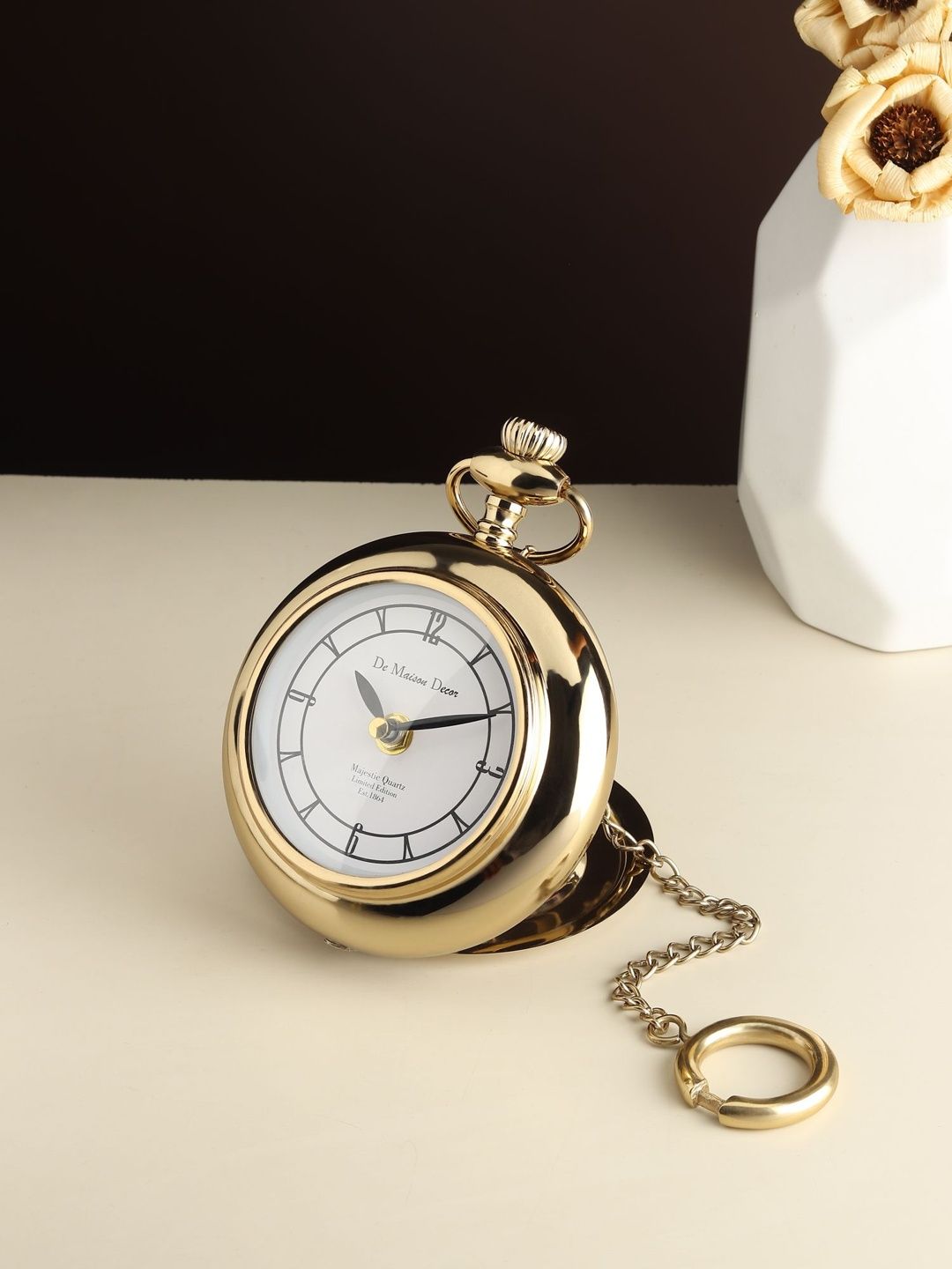 Decor de Maison Gold-Toned Contemporary Table Clock-picture-25