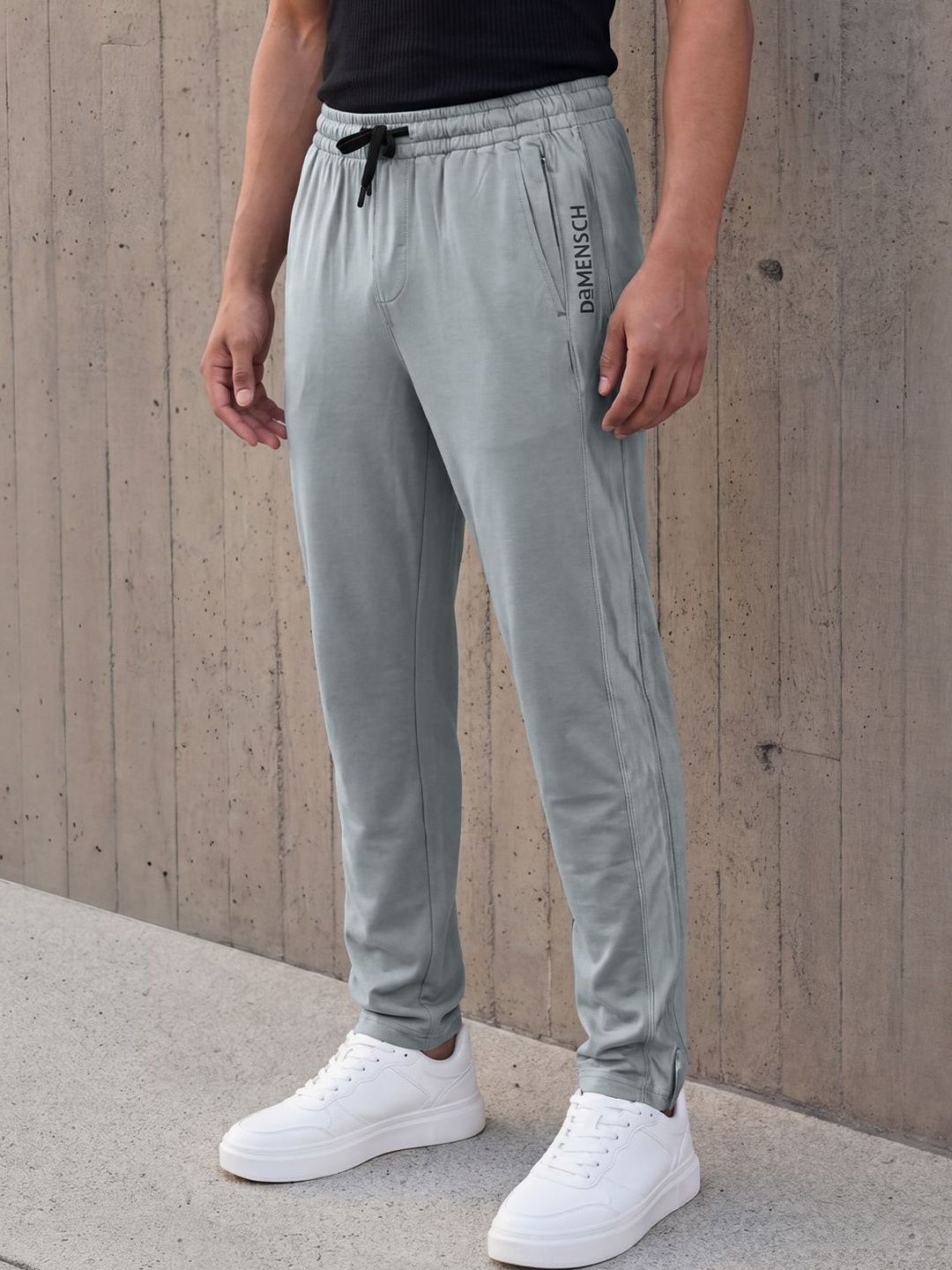 DAMENSCH Men Tapered Fit Brand Logo Rapid-Dry Training Joggers-picture-36