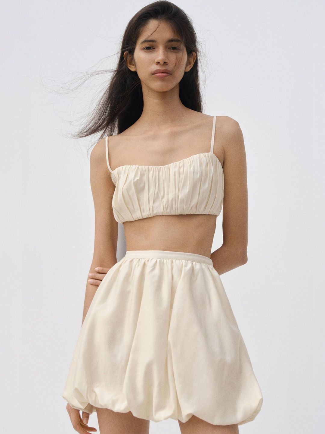 H&M Women Mini Balloon Skirt-picture-19