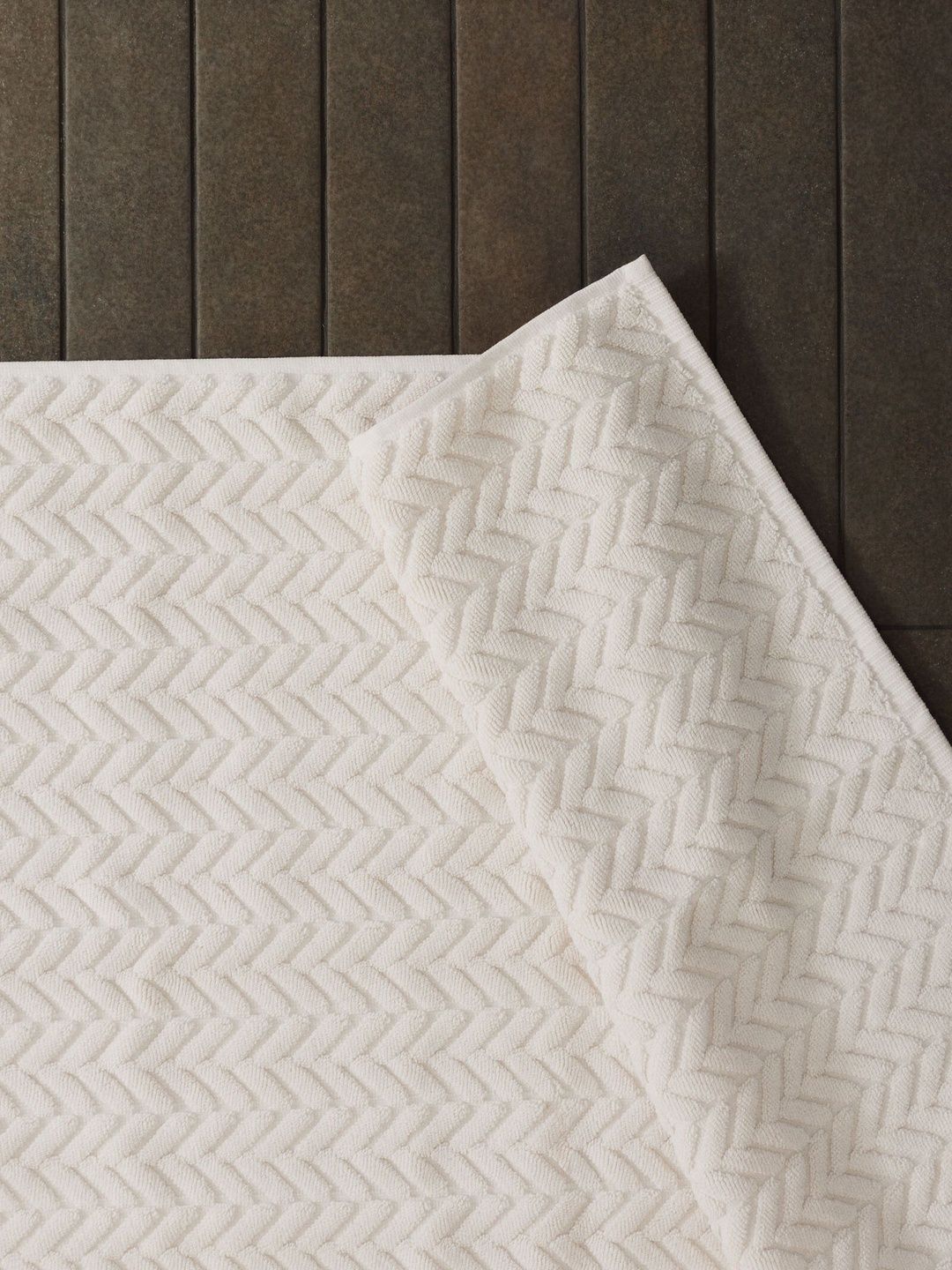 H&M Textured Bath Mat-picture-30