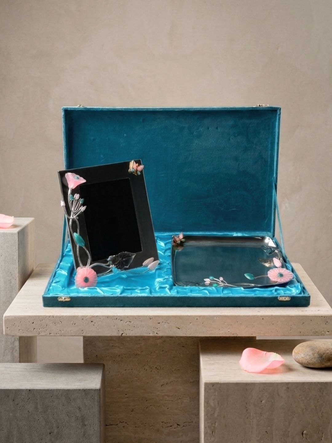 THE HOME CO. 2 Pcs Silver-Plated Floral Platter & Photo Frame Gift Set-picture-24