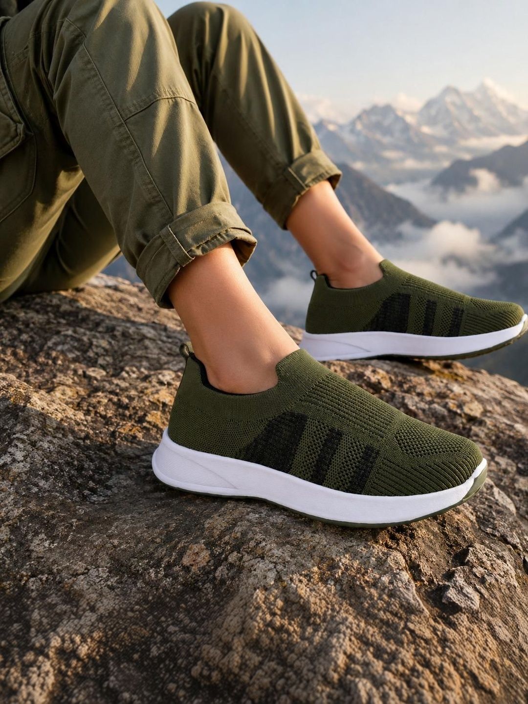 JOOTIYAPA Women Textured Sneakers-picture-19