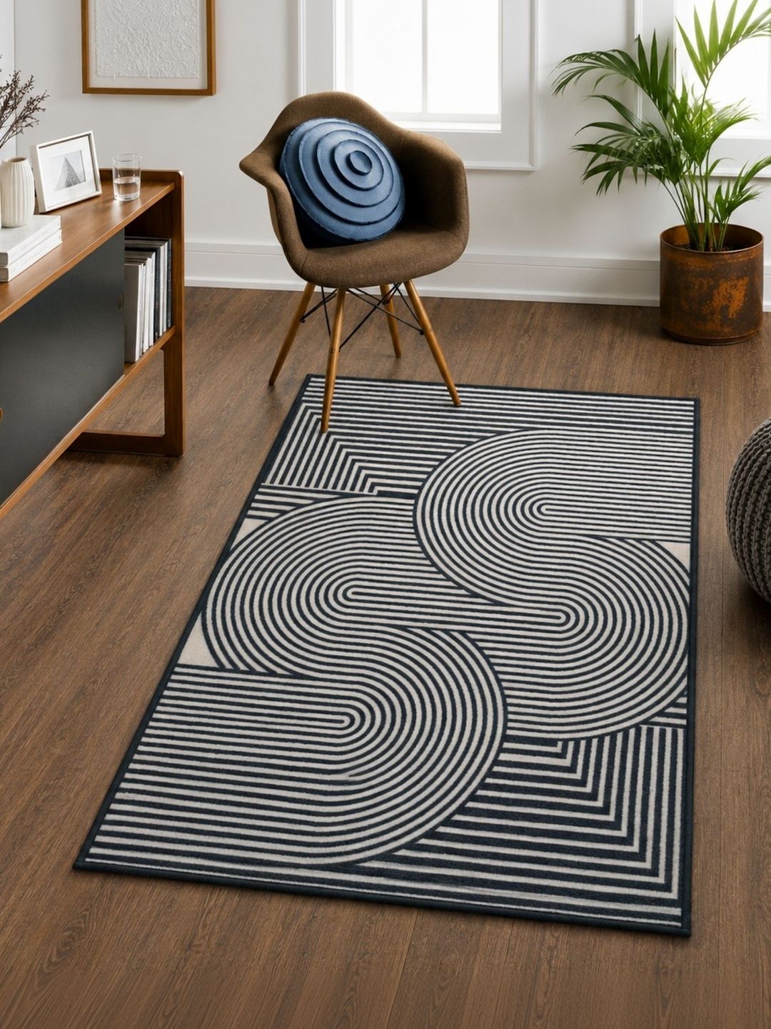 DECOVIA Black Geometric Anti-Skid Nylon Carpet-picture-13