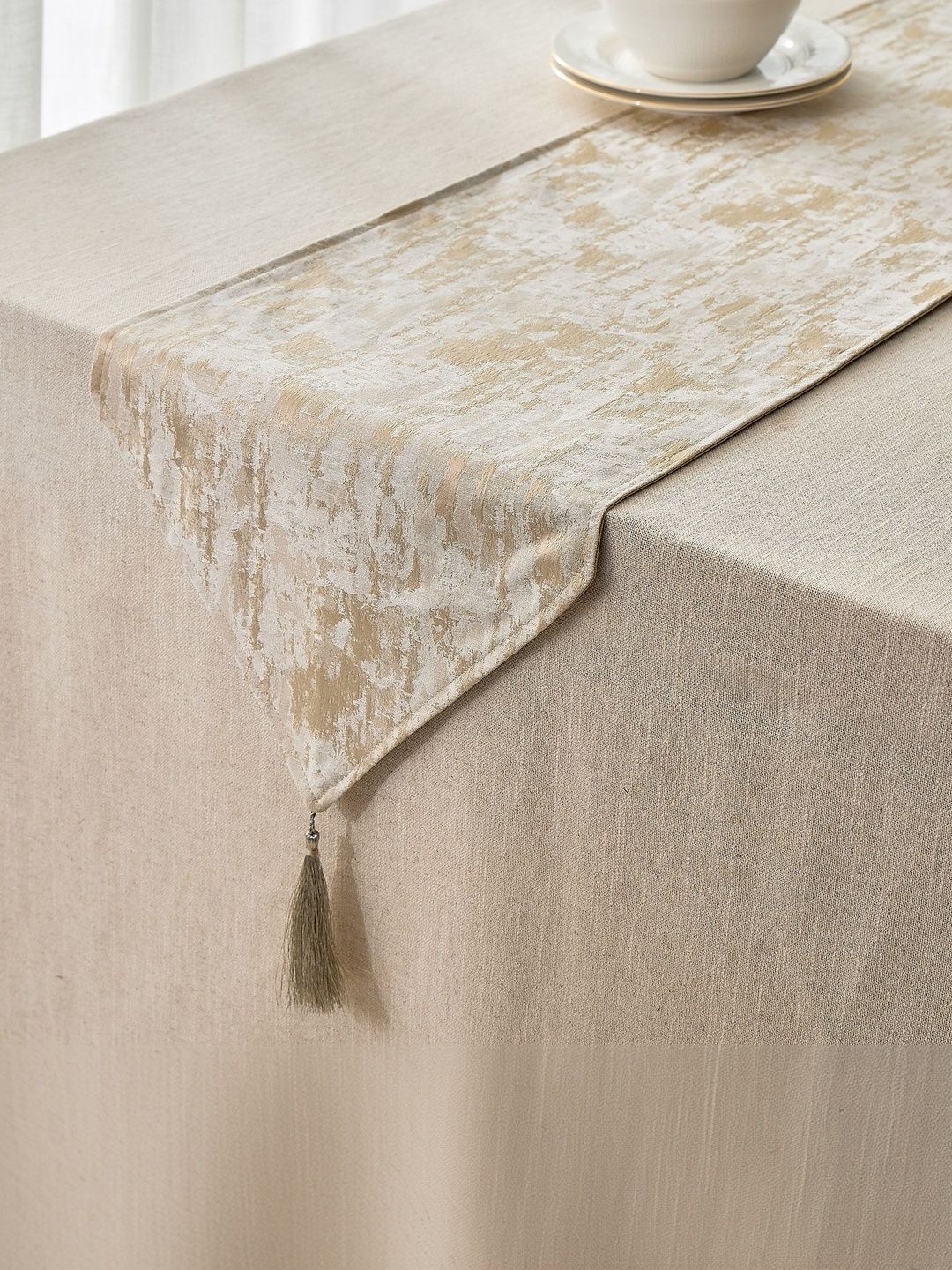 Home Centre Corscia Glimmer Beige Textured Jacquard Table Runner-picture-48