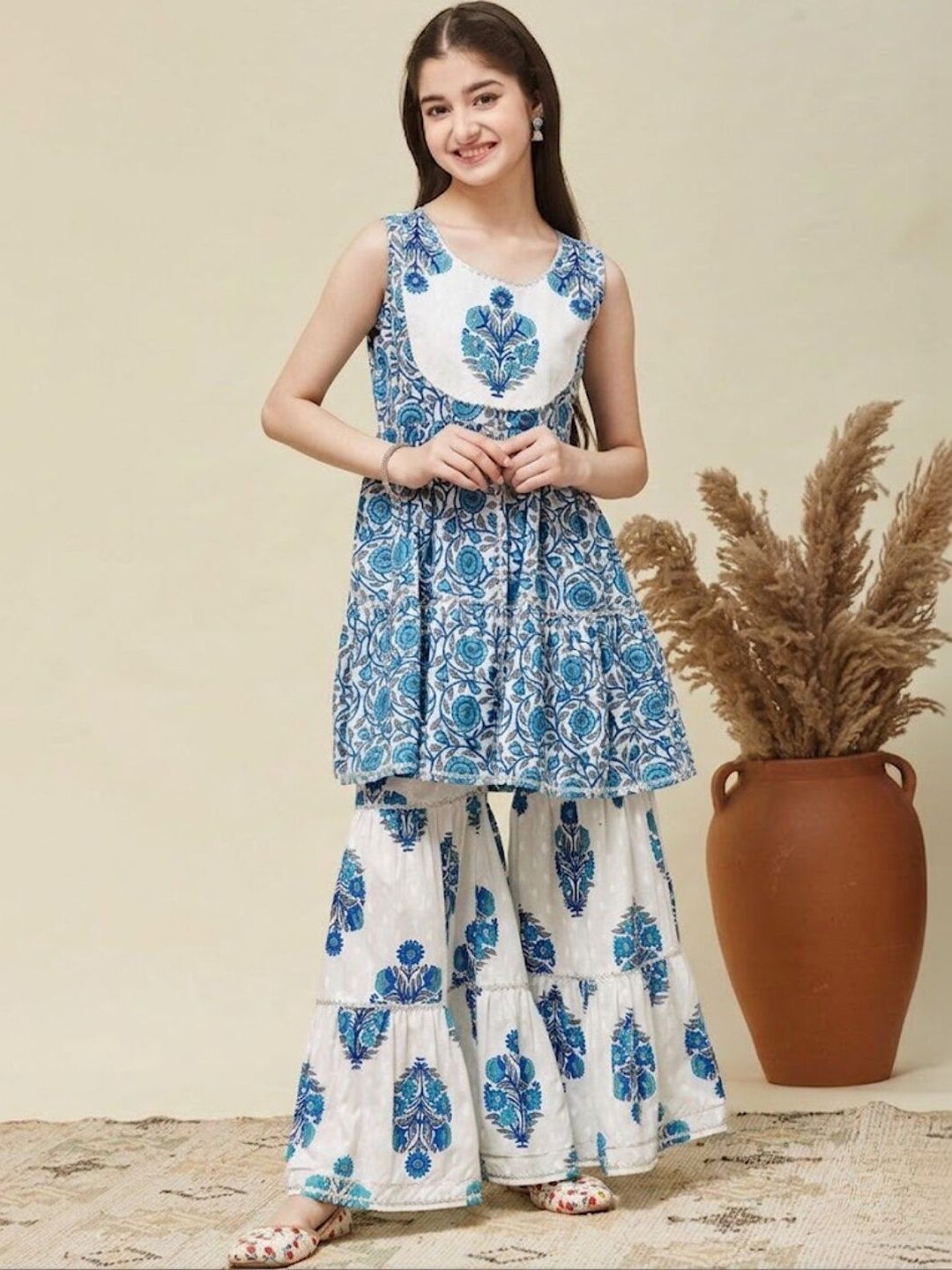 Heerkart Girls Floral Printed Tiered Kurta with Sharara-picture-55