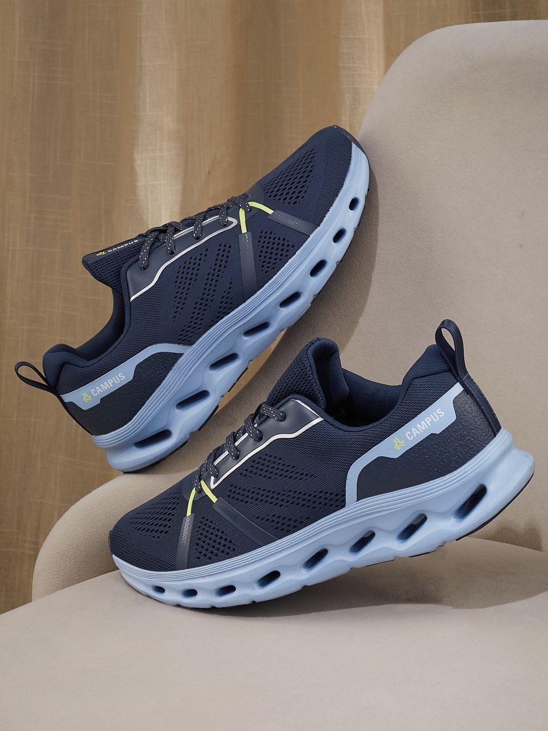 Campus Men Mesh Walking Non-Marking Shoes-picture-24
