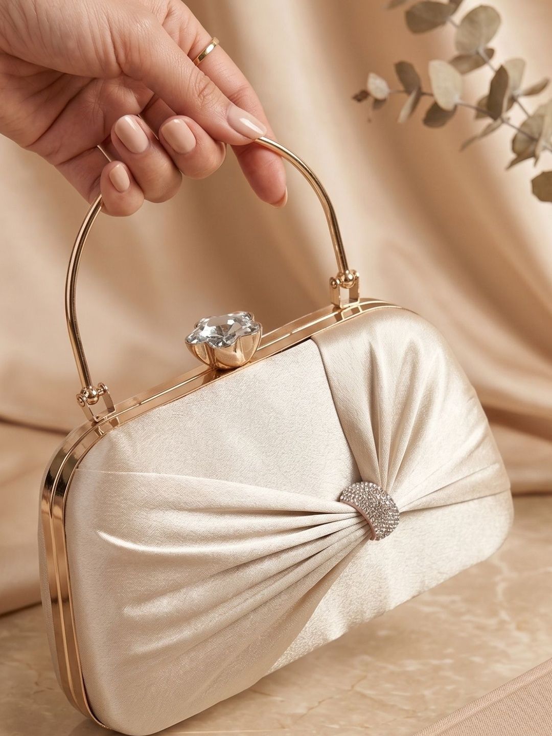 Anouk Embellished Box Clutch-picture-56