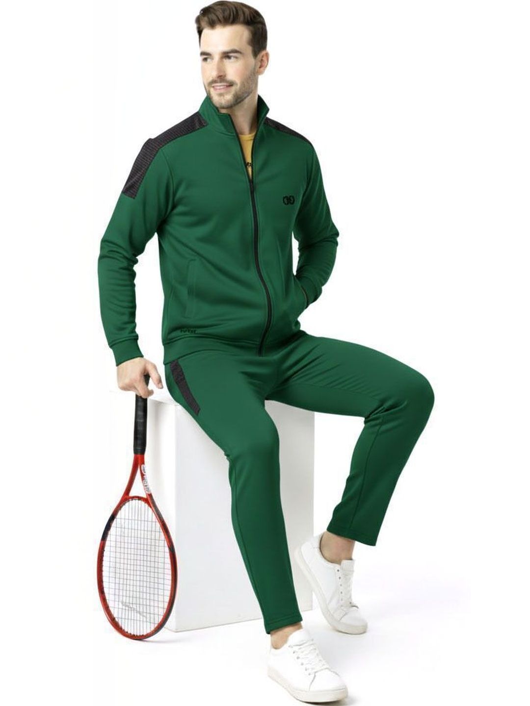 KWINGS Mock Collar Tracksuits-picture-48