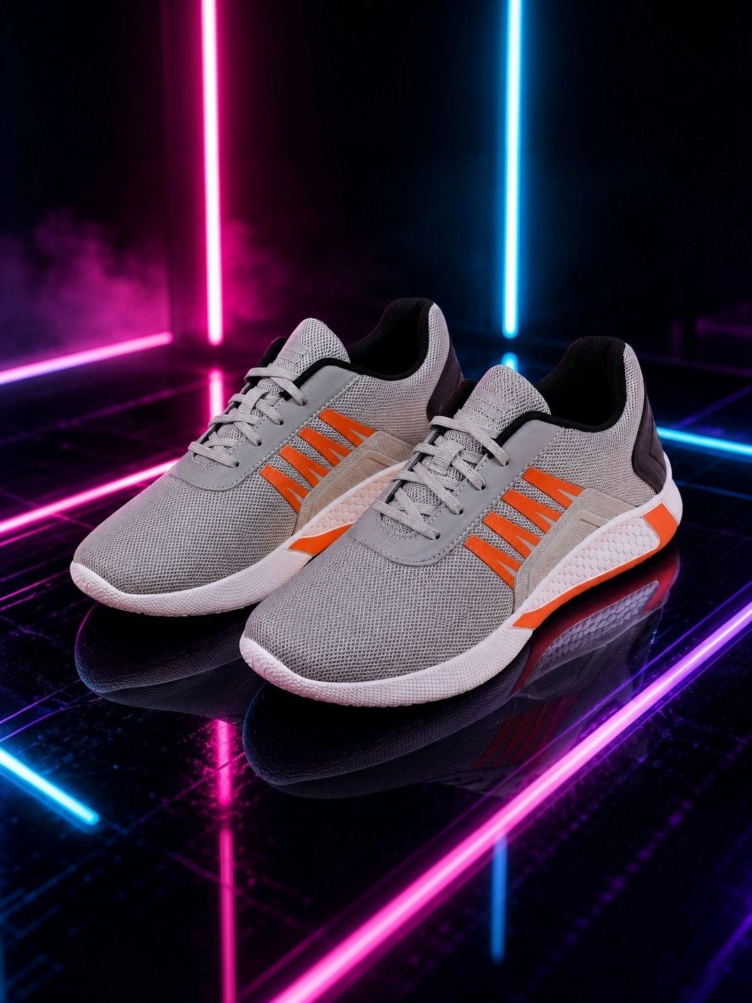 JOSMOS Men Textured Sneakers