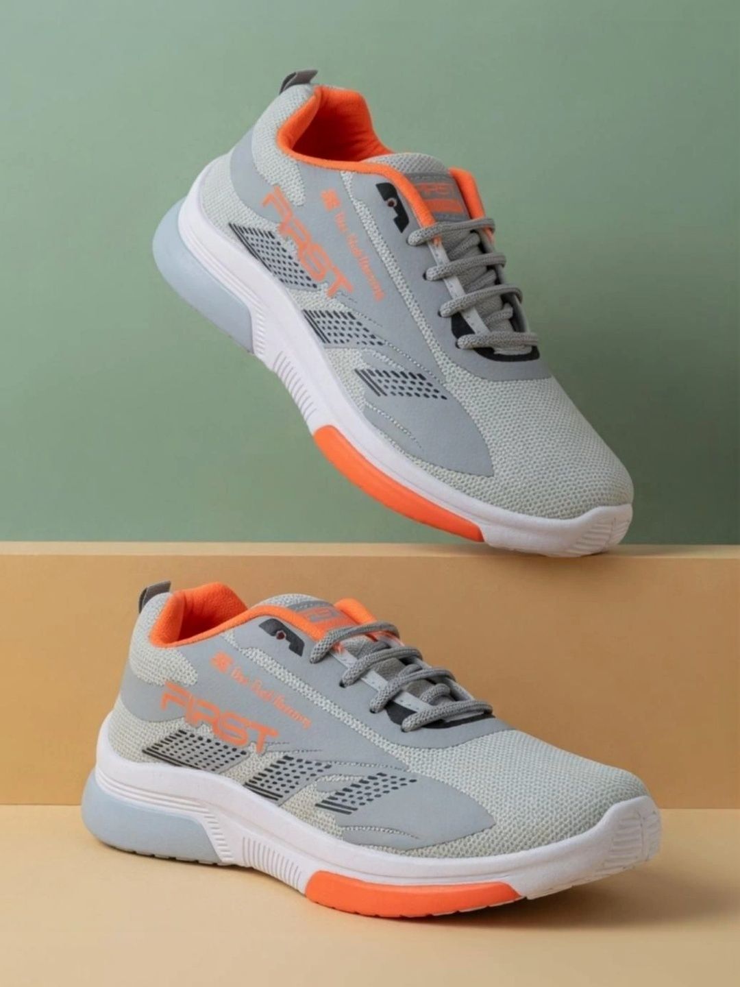 JOSMOS Men Textured Sneakers