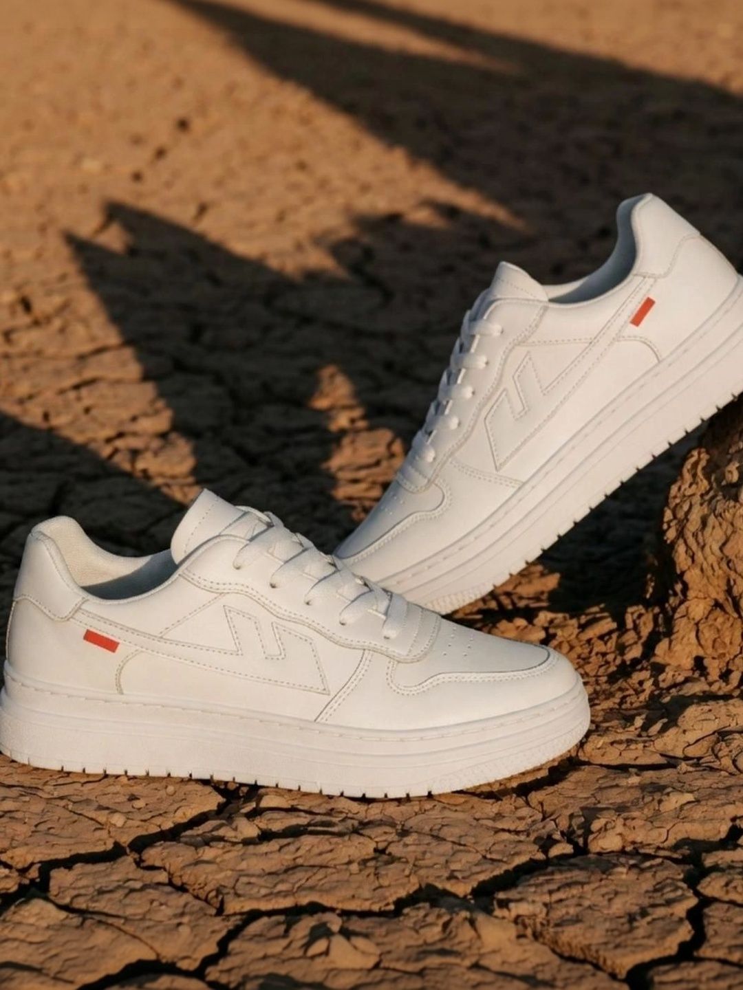 JOSMOS Men Sneakers