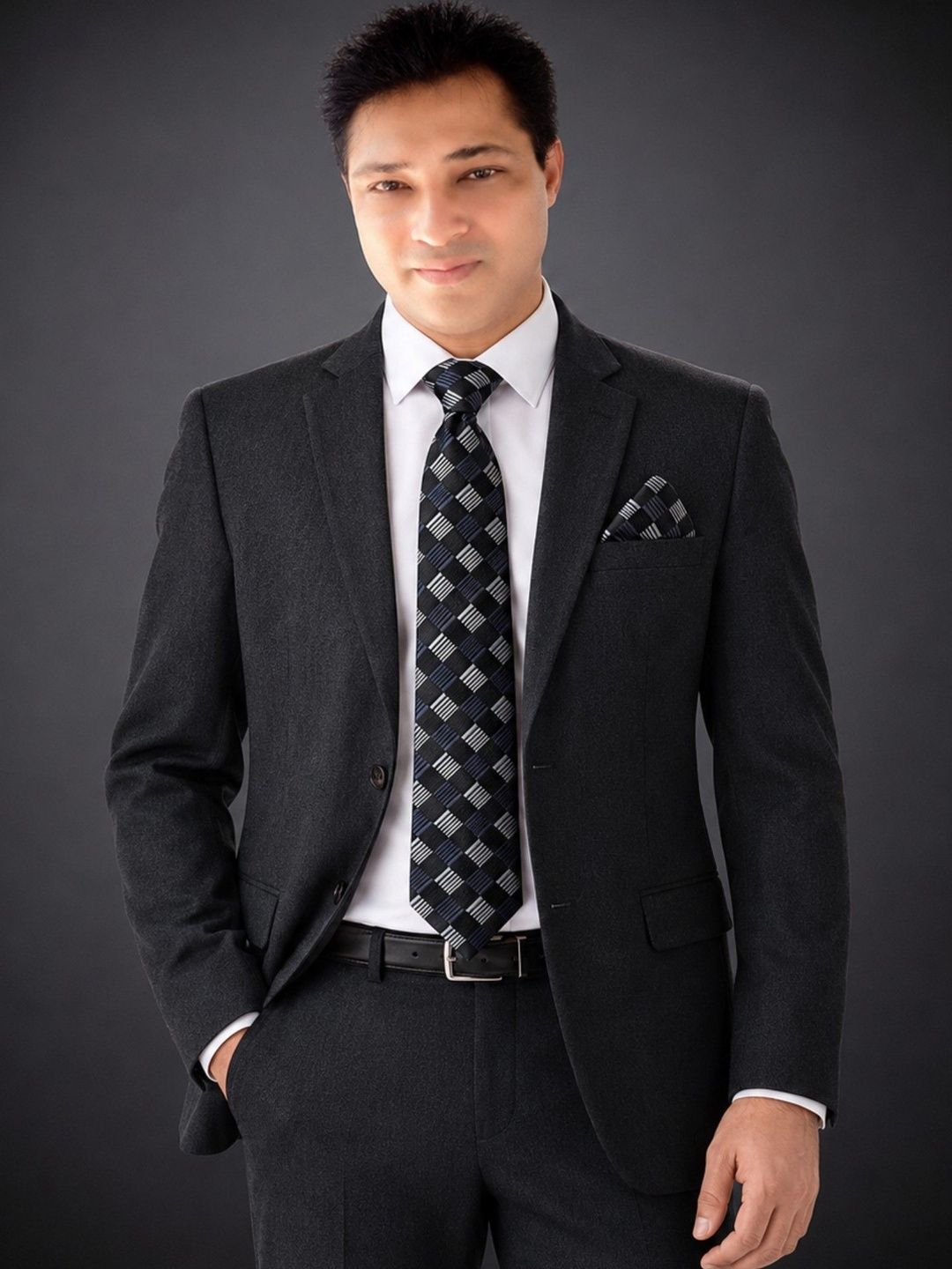 VOICI Men Checked Broad Tie-picture-29