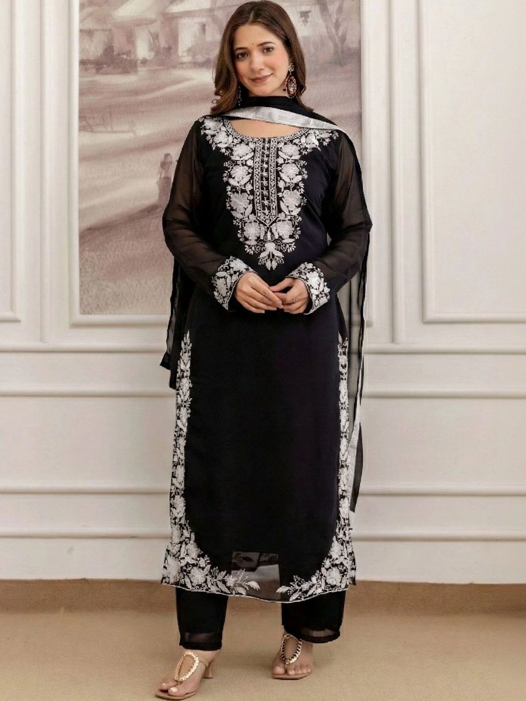 KSUT Floral Embroidered Round Neck Thread Work Kurta With Trousers & Dupatta-picture-0