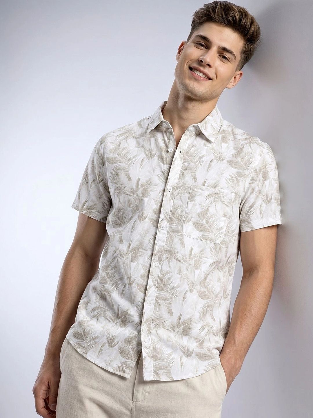 Roadster Men Floral Printed Casual Shirt-picture-24