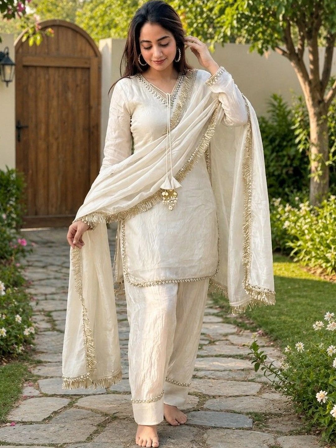 Kanerindia Women Regular Gotta Patti Kurta with Patiala & With Dupatta-image-47