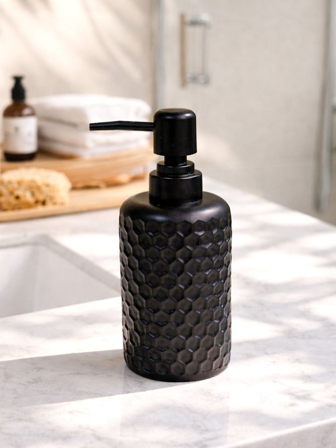 MARKET99 Black Textured Polyresin Soap Dispenser-image-23
