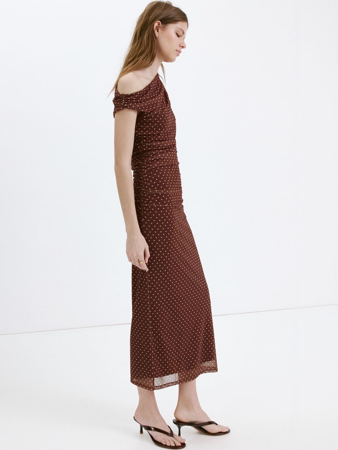 MANGO Polka Dot Print One Shoulder Sheath Midi Dress-picture-32