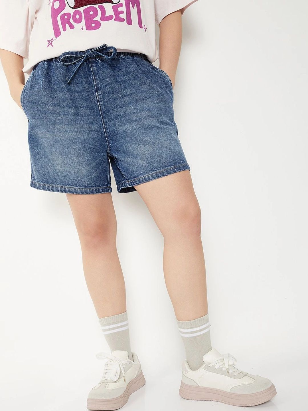 max Women Denim Shorts-picture-11