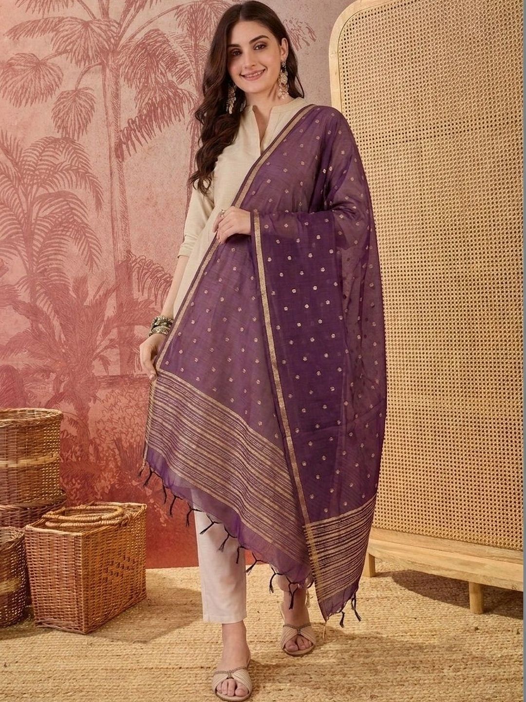 Sangria Woven Design Dupatta with Zari-image-41