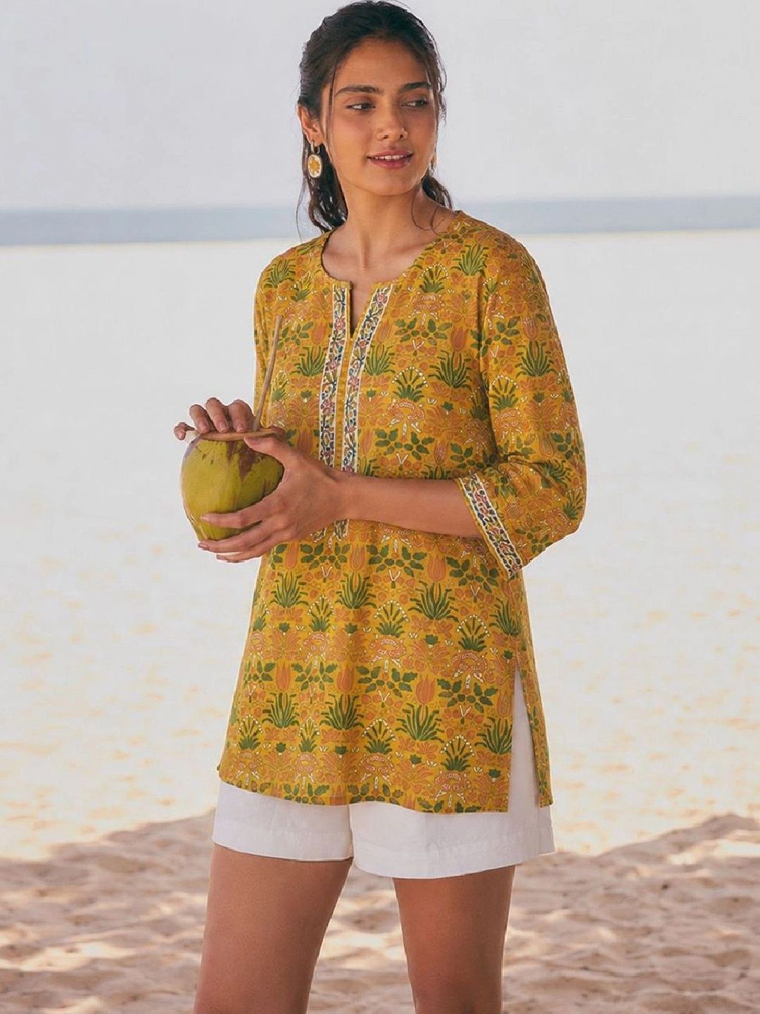 Varanga Botanical Printed V-Neck Thread Work Thread Work Kurti-picture-48
