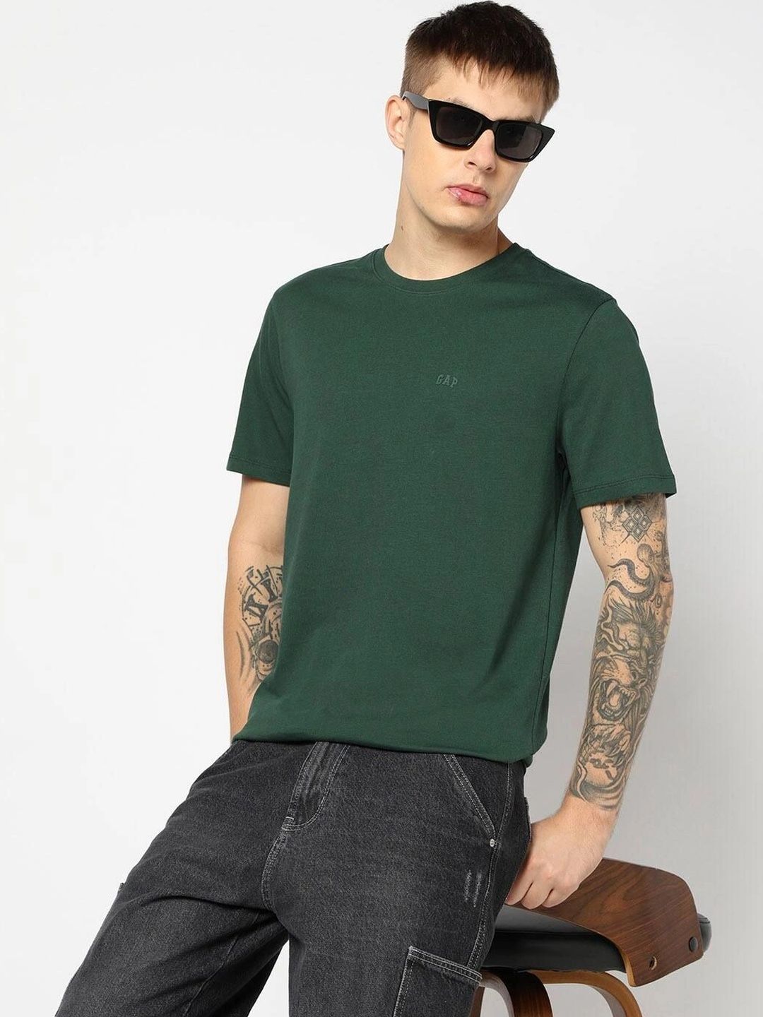 GAP Pure Cotton Slim Fit T-shirt-image-1
