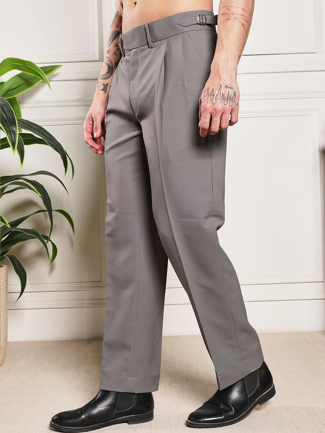 Qlanz Men Relaxed Loose Fit Easy Wash Pleated Trousers-picture-34