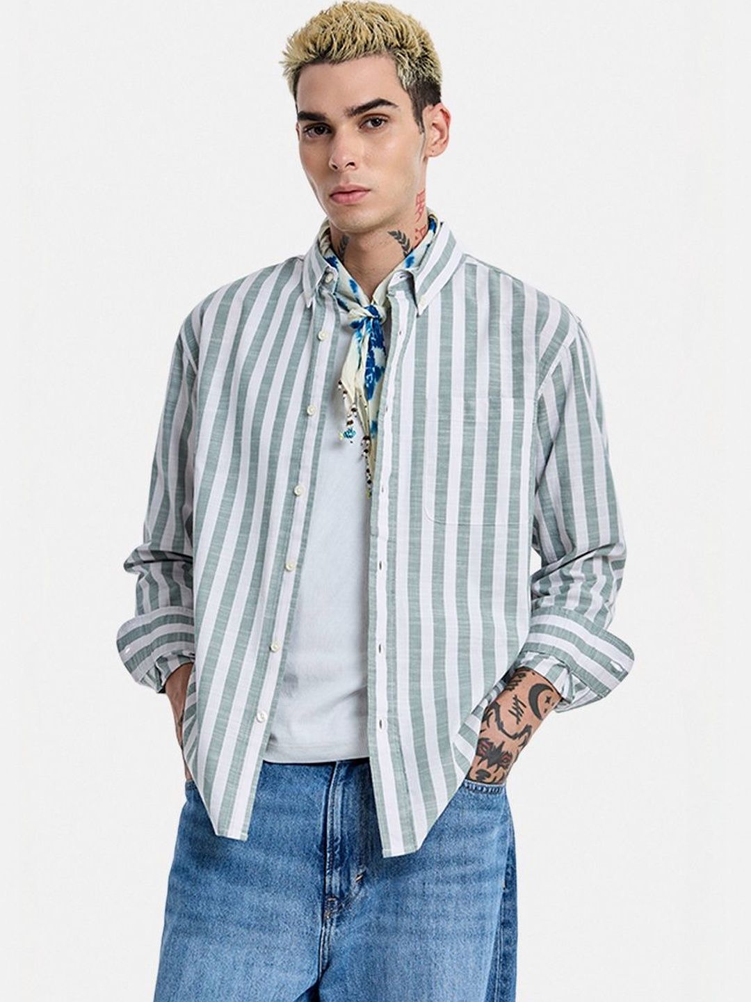Snitch Men Striped Casual Shirt