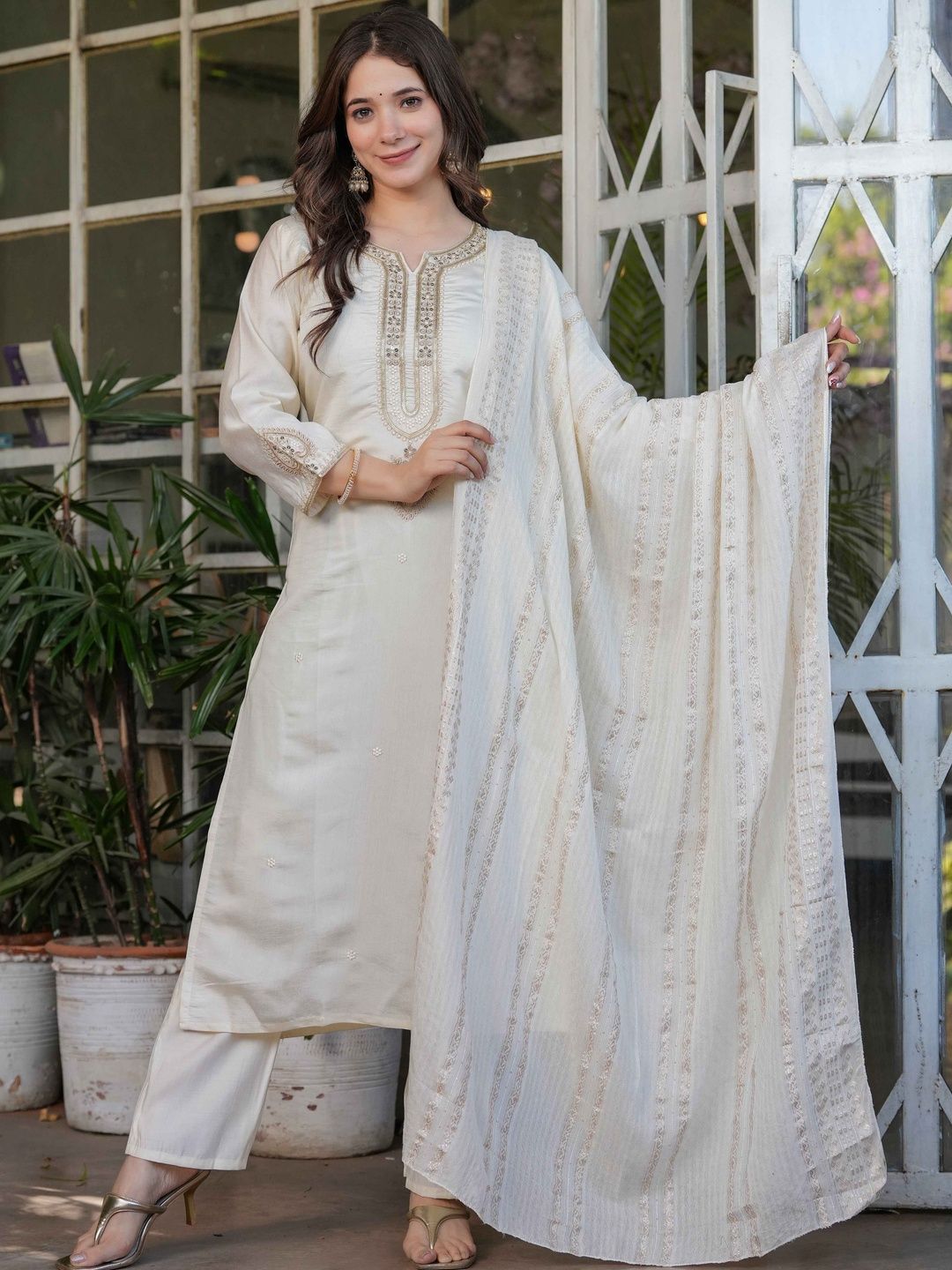 Sangria Women Ethnic Motifs Embroidered Regular Kurta with Trousers & With Dupatta-picture-20