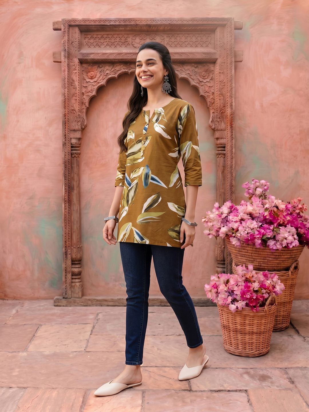 NAVYAAZRI Floral Print Cotton Top-picture-30