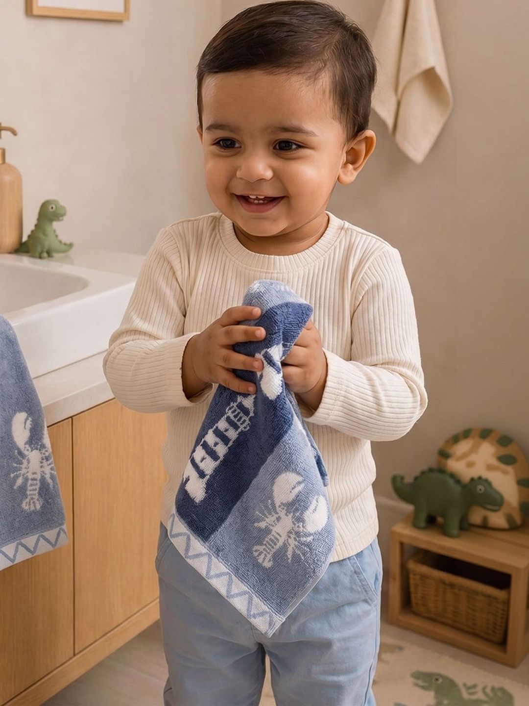 MYTRIDENT 2 Pcs Blue & White Printed Hand Towels-image-9