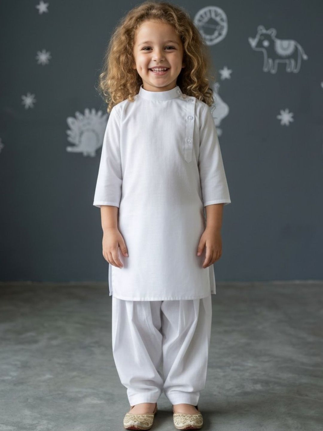 KALINI Girls Regular Kurta with Patiala & With Dupatta-picture-11