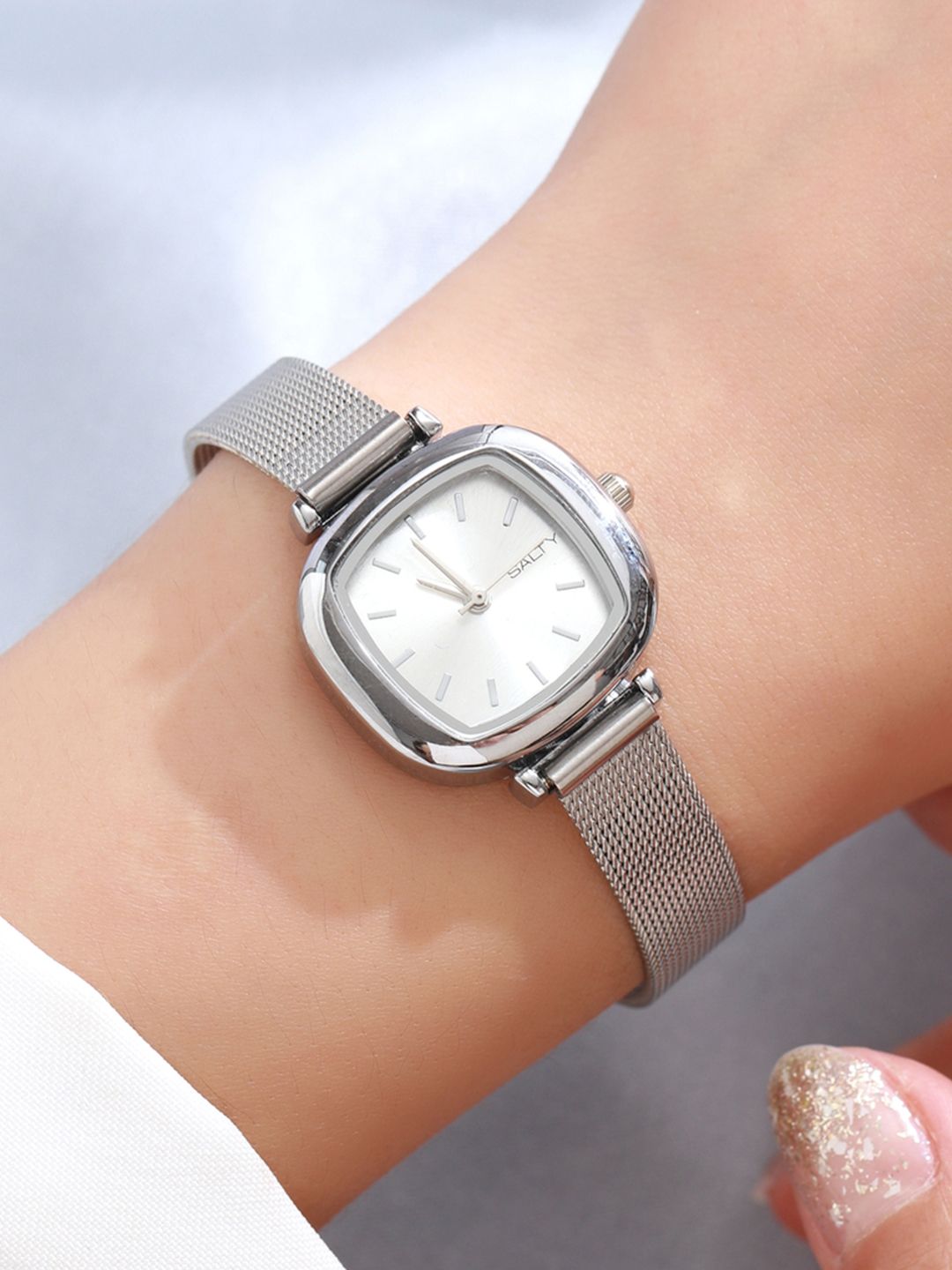 Salty Women Linen Dial Sage Curve Watch WT-S-0007-S-WH
