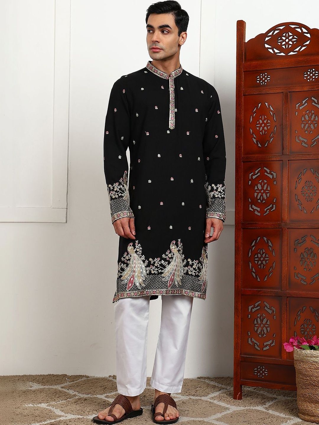 HERE&NOW Men Ethnic Motifs Embroidered Thread Work Grandeur & Majestic Artwork Kurta-picture-38