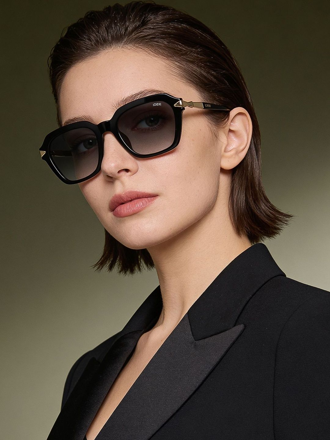 IDEE Women Grey Lens & Black Rectangle Sunglasses with-picture-29