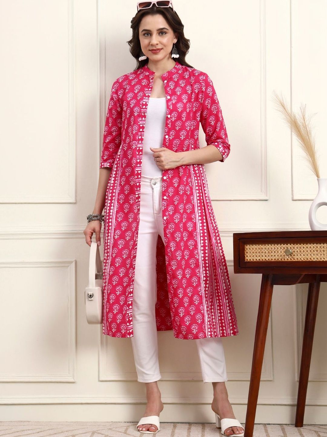 SUBAGI FASHION Women Printed Longline Ethnic Button Shrug-image-6