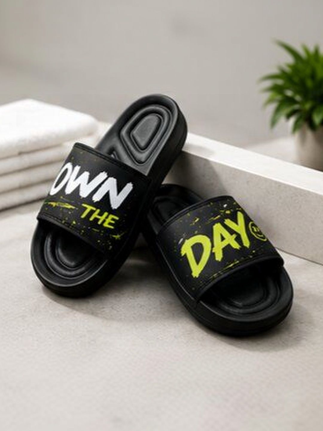 glitchez Men Printed Sliders-picture-15